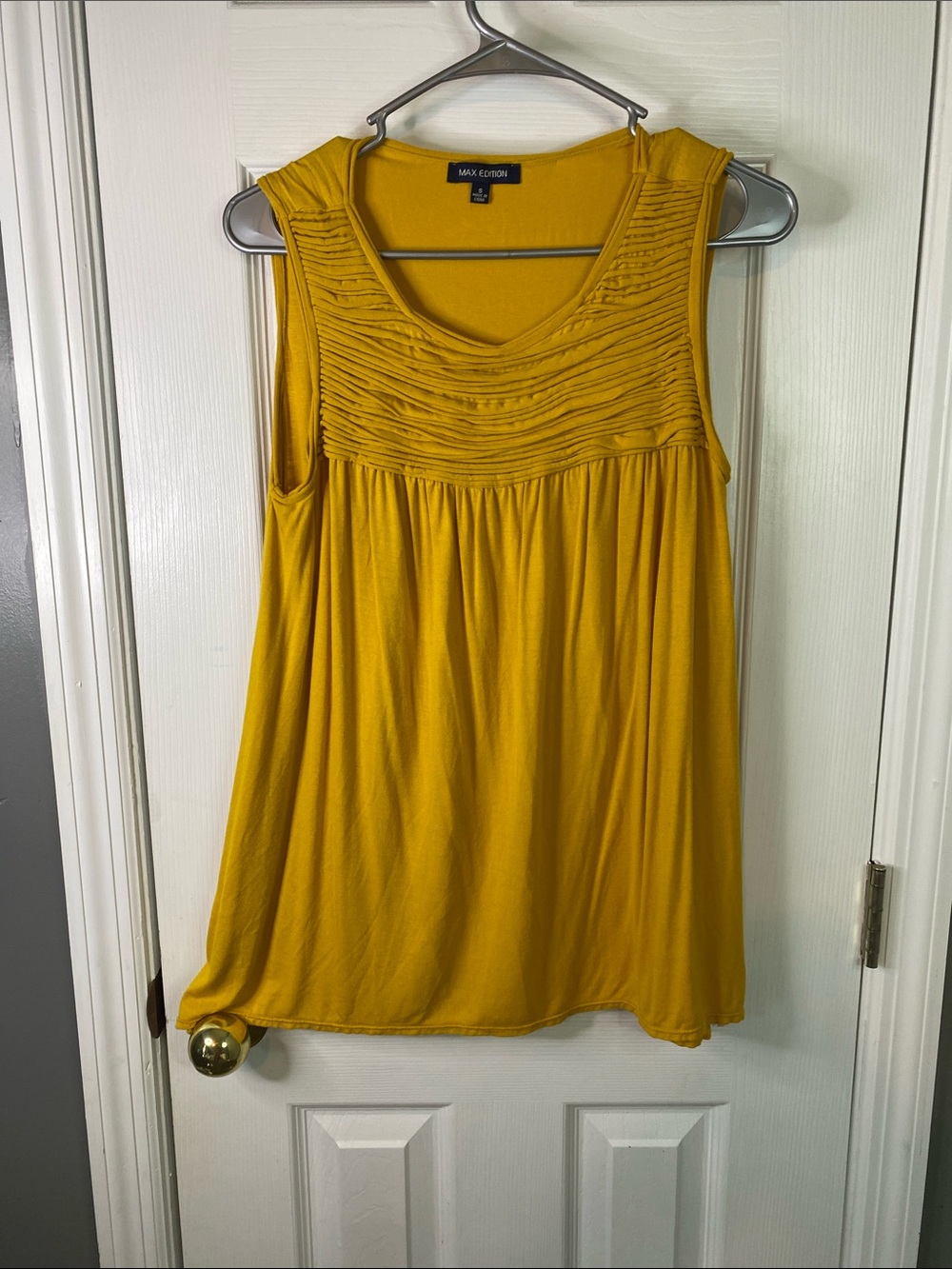 Max Edition Mustard Yellow Sleeveless Pleated Yoke Top Sleeveless Size Small.